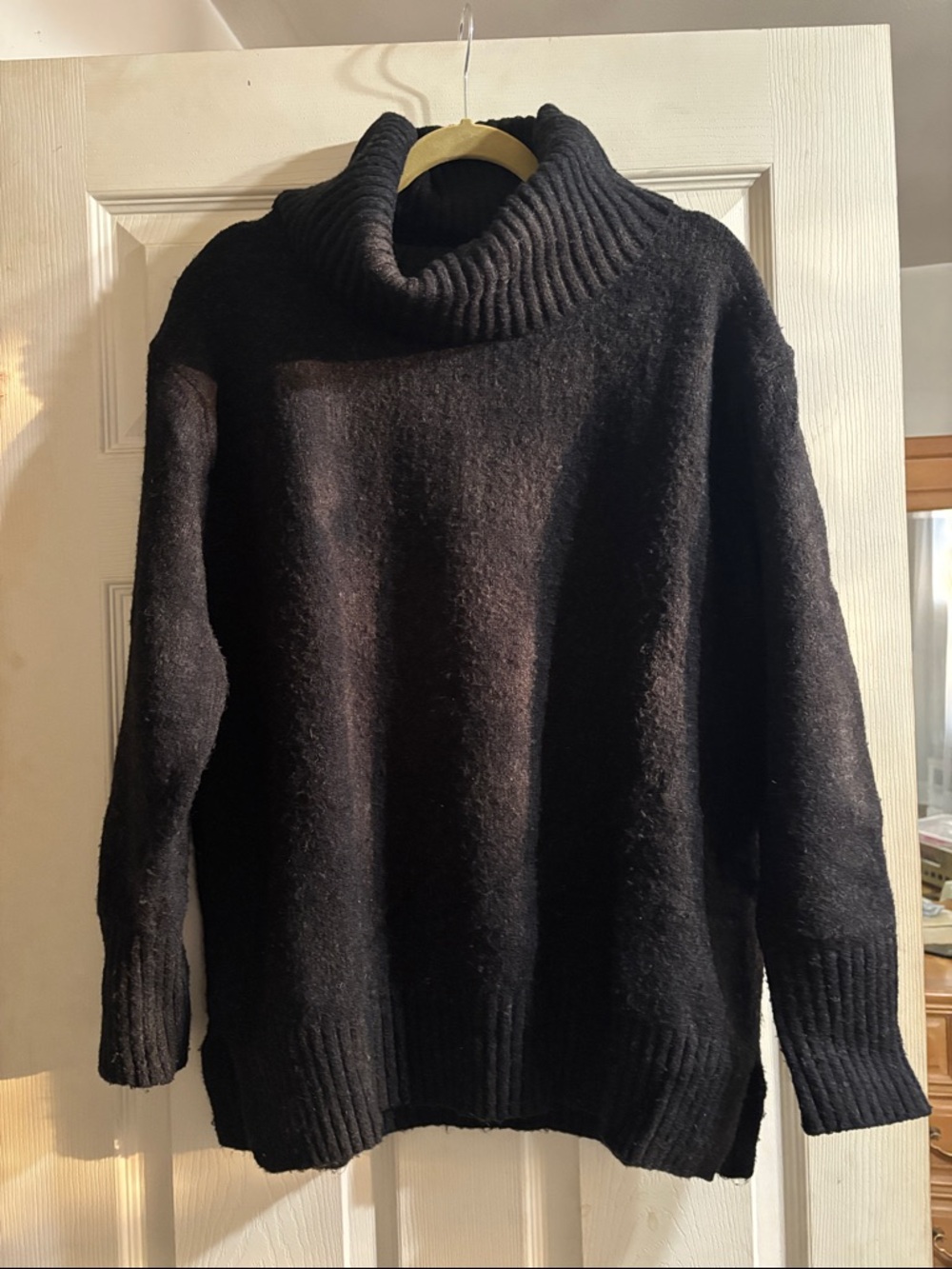 H&M black oversized turtleneck